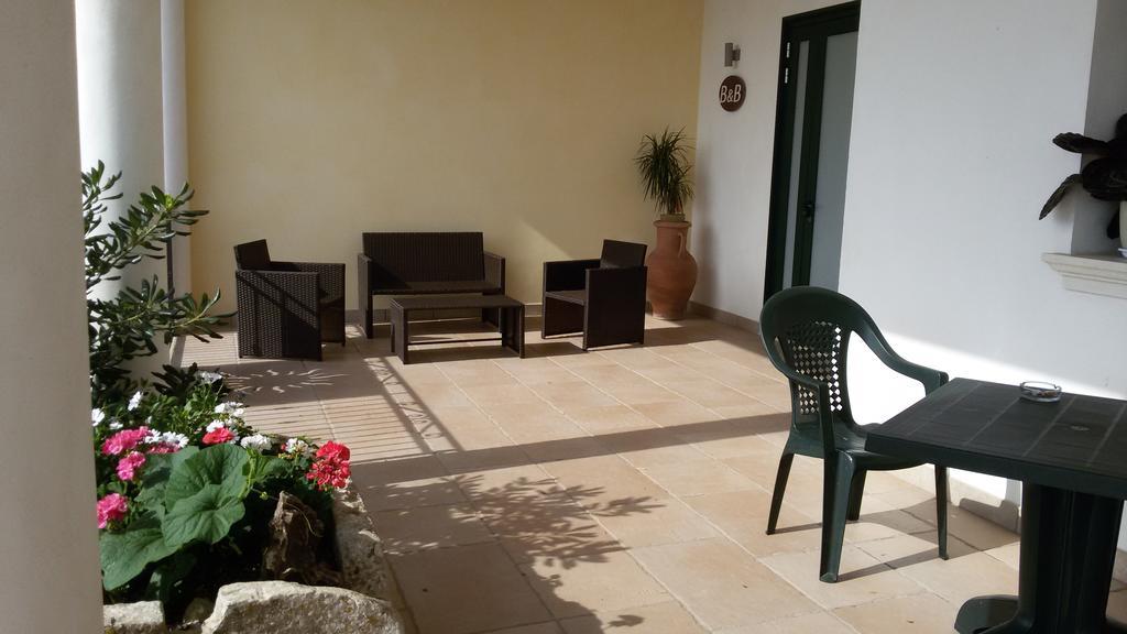 B&B Hotel Helios Uggiano La Chiesa Exteriör bild